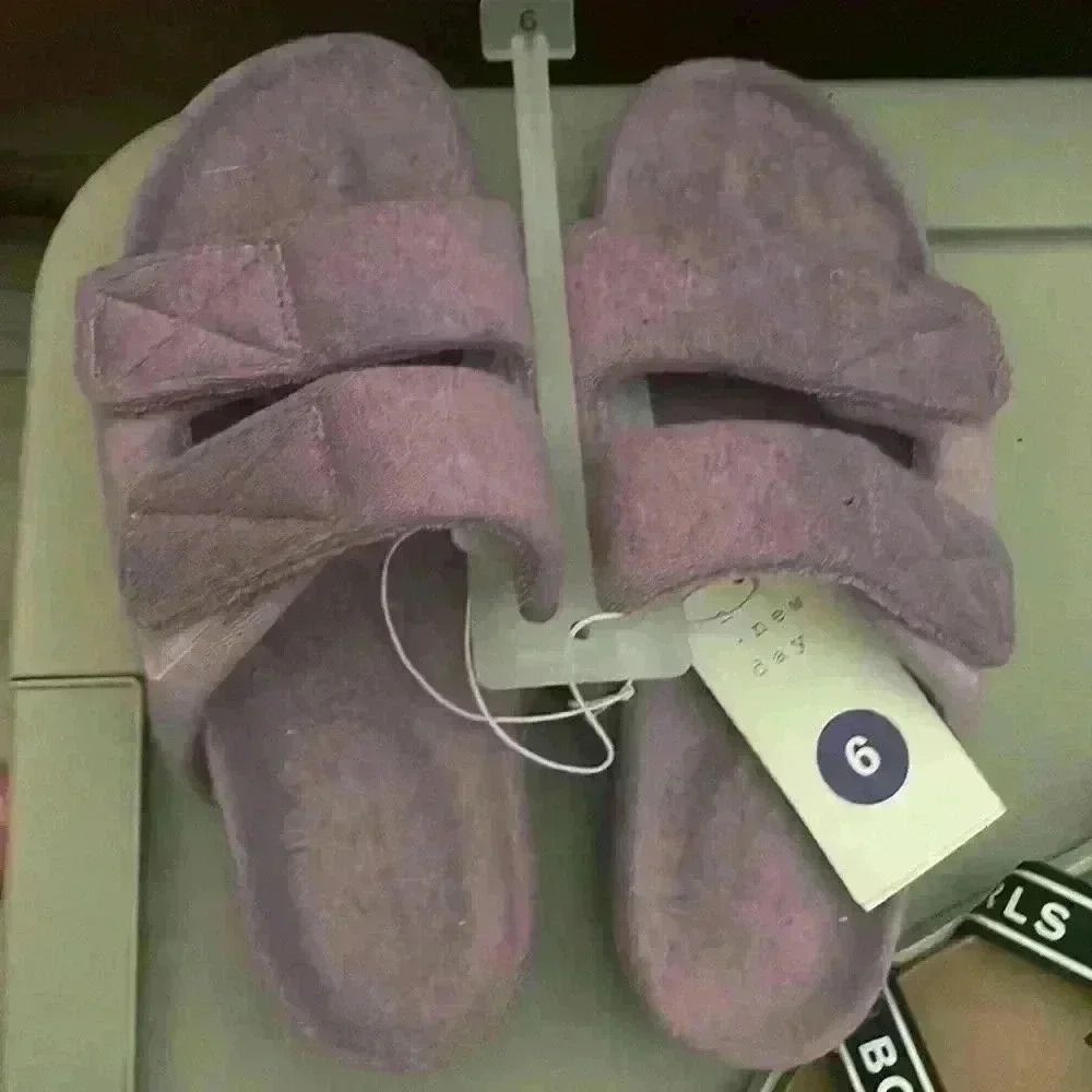 Target NWT Super cute platform sandals Purple size 6